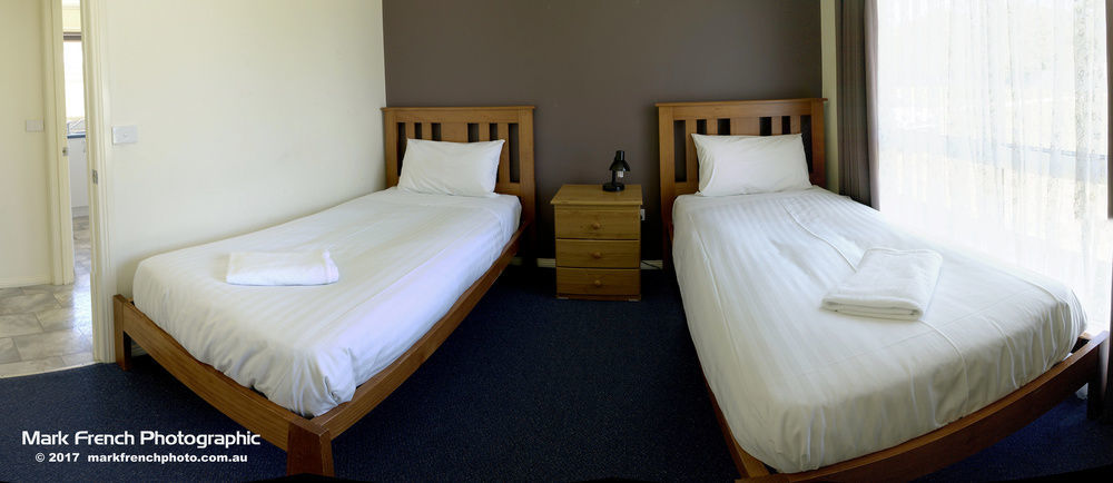 Woodbyne Resort Wimbledon Heights Buitenkant foto
