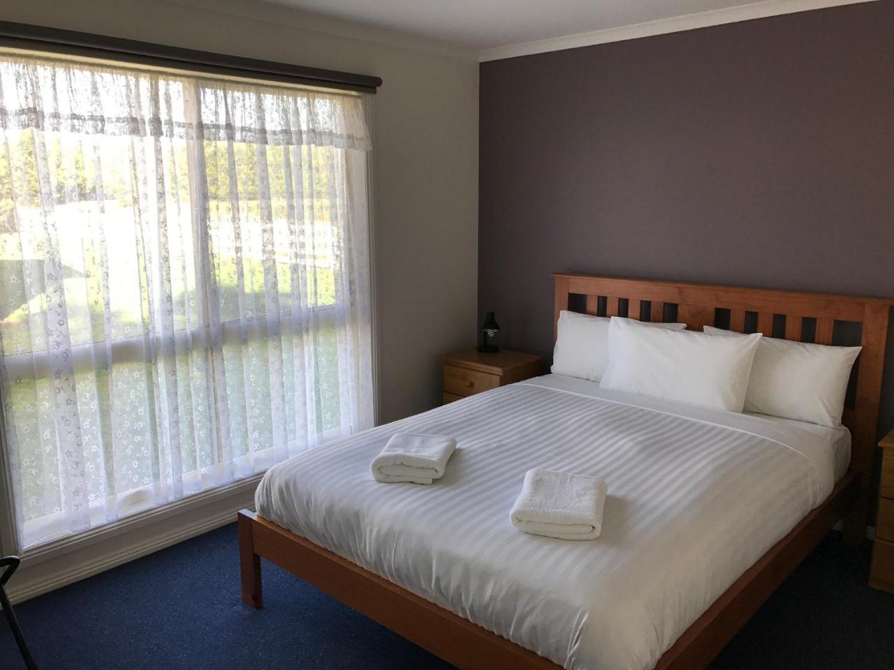 Woodbyne Resort Wimbledon Heights Buitenkant foto