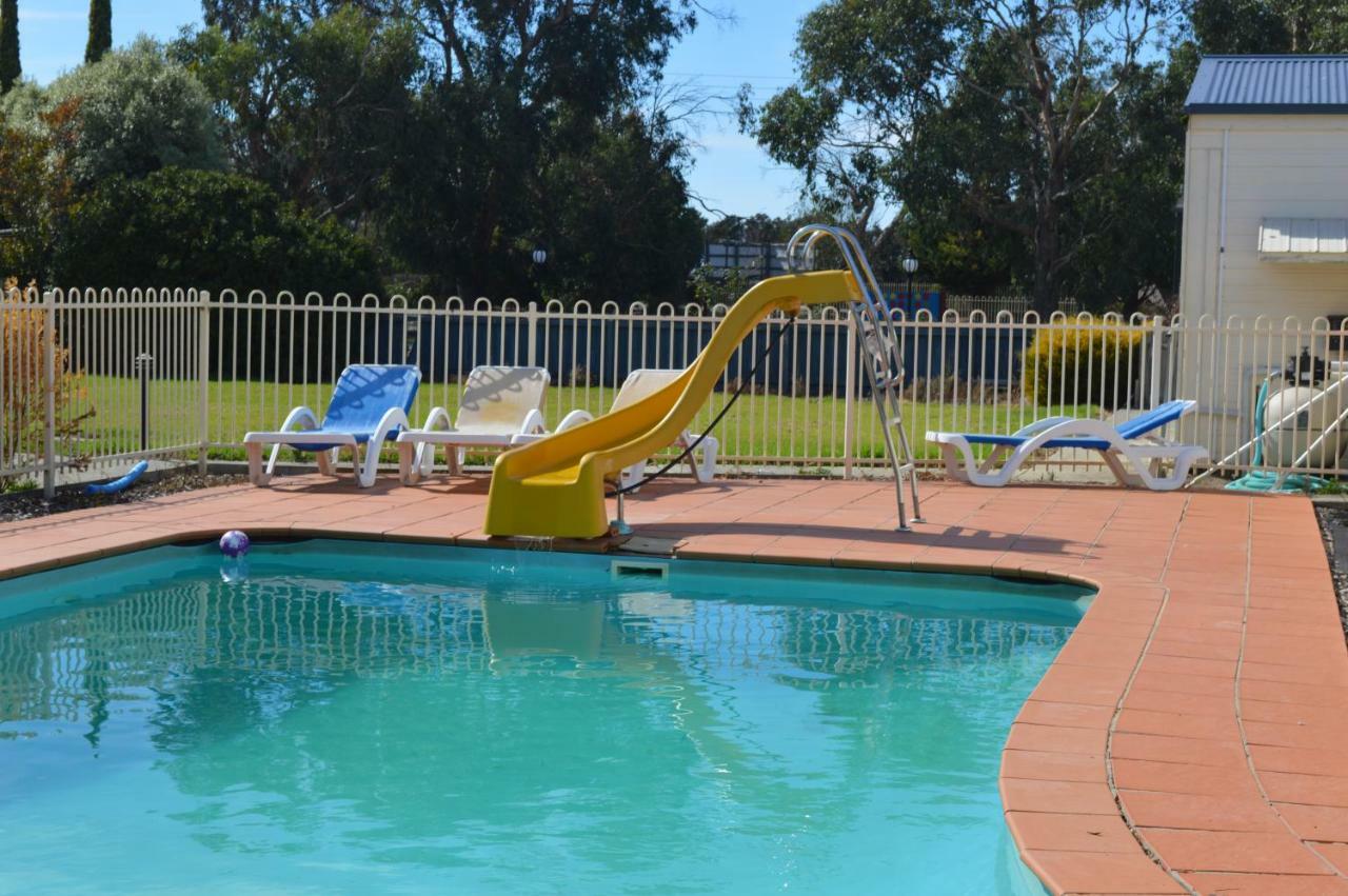 Woodbyne Resort Wimbledon Heights Buitenkant foto